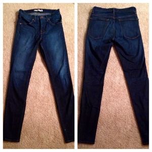 ⚡️FLASH SALE⚡️High-waisted J Brand