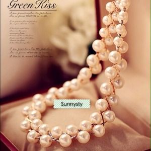😘sold 😘 Pearl necklace