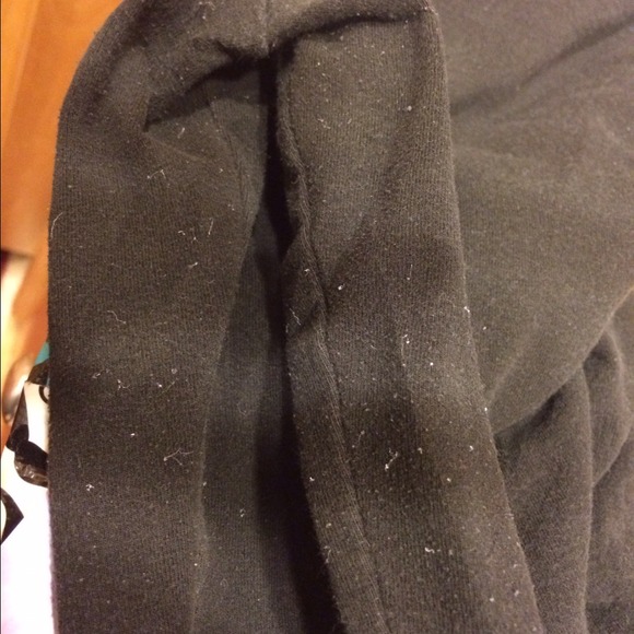 Xxxxxxxxx - Picture 3 of 3