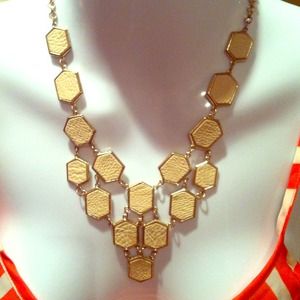 Beige gold necklace