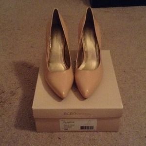 BCBGeneration nude pointy toe heels