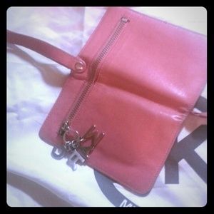 Very cute Authentic Marc Jacobs mirror wallet