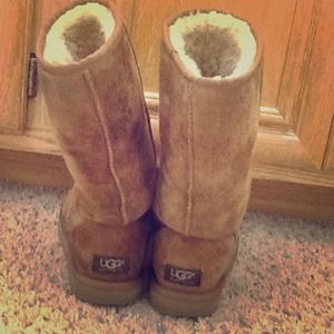 UGG classic tall chestnut boots - AUTHENTIC