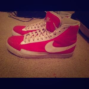 Nike blazers pink glitters