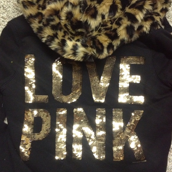 ❌SOLD❌Victorias Secret Leopard fur hoodie - Picture 4 of 4