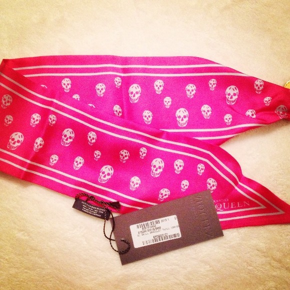 sold 😍Alexander McQueen wrap skull scarf bracelet