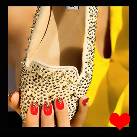 Steve Madden Shoes - Steve Madden Spiked Flats