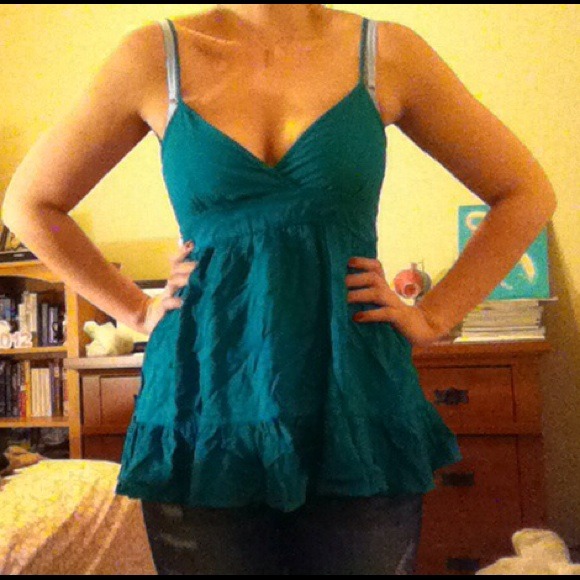 Forever 21 tropical ruffle top