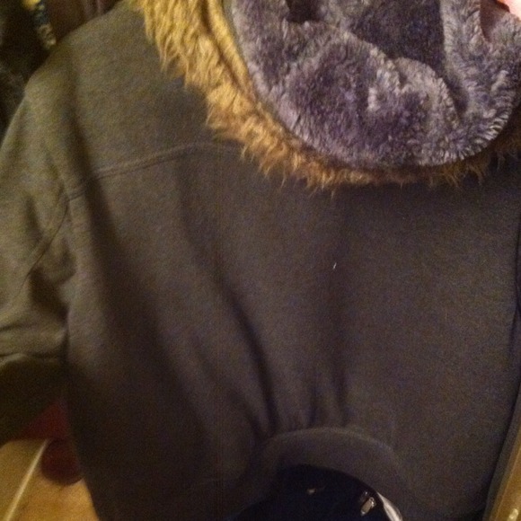 Grey Jacket - Picture 2 of 4