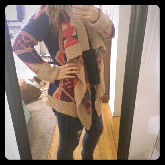 Aztec, tribal print, navajo sweater Size large