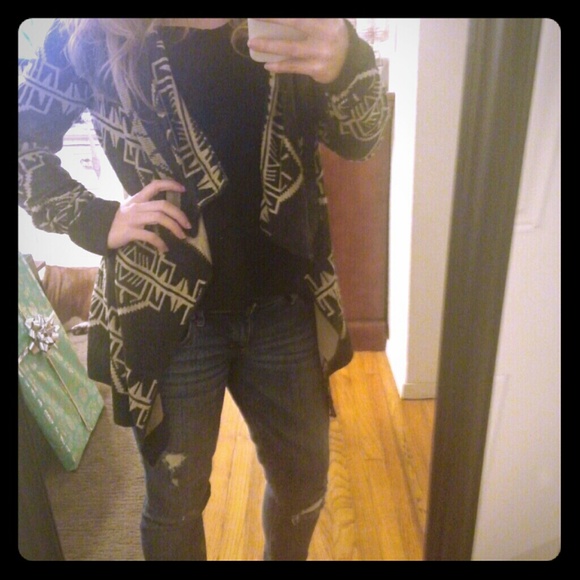 Grey and Cream tribal sweater, aztec, navajo print