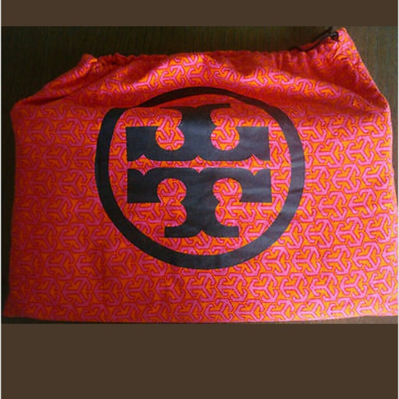 ❤️SOLD❤️ Tory Burch Reva Clutch Rare. - Picture 3 of 5