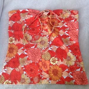 🌸Ann Taylor Loft Floral Top🌺