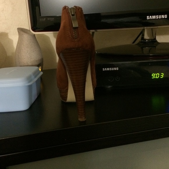 Bakers booties - Picture 3 of 4