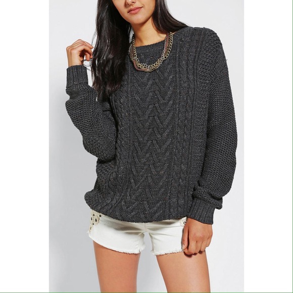 BDG Fall For Cable-Knit Sweatwr