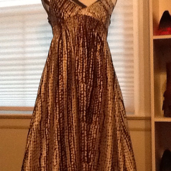 Sun dress. - Picture 2 of 3