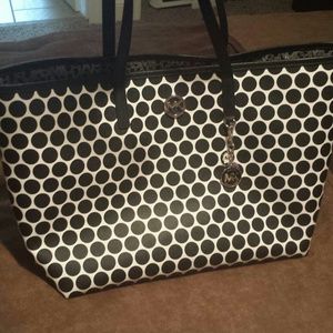 100% authentic Michael kors large kiki polka tote