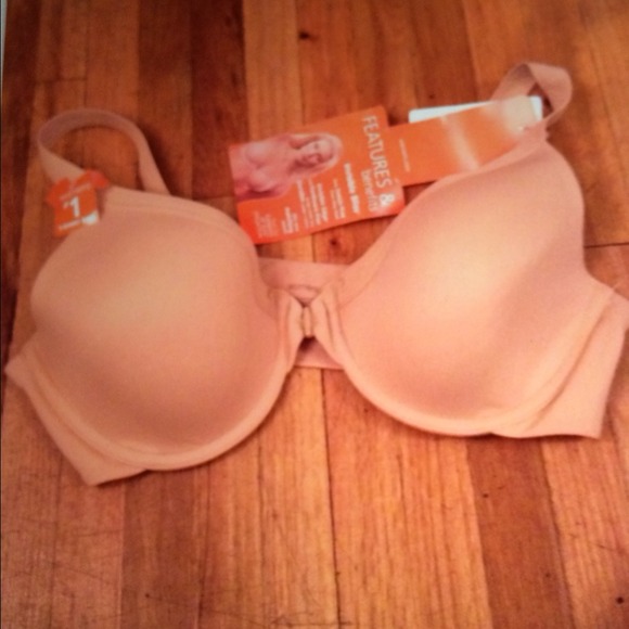 Warner's NWT bra in nude 38C