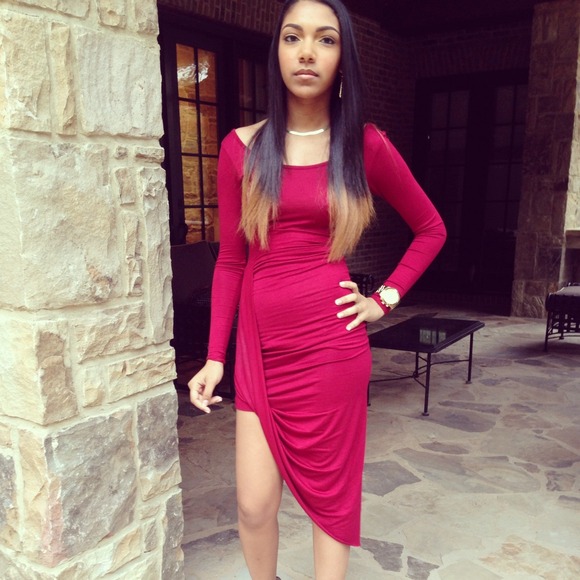 Long Sleeve Red Dress