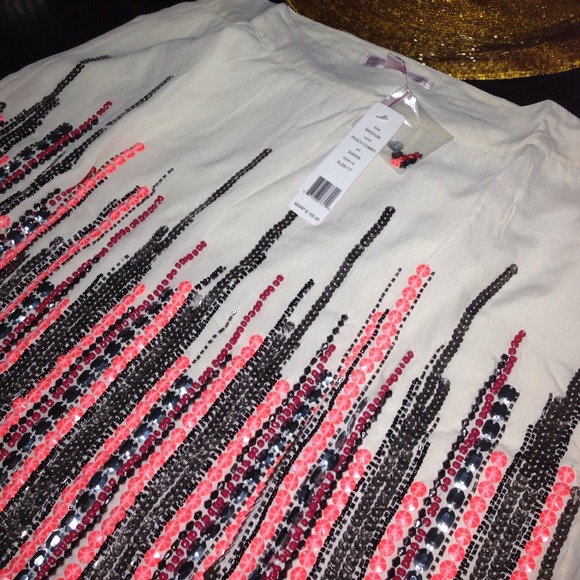 Romeo & Juliet Couture skirt🎀2X Host Pick🎀 - Picture 2 of 3