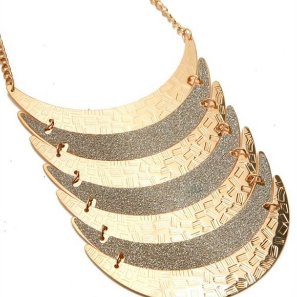 Bib Style Necklace - Picture 2 of 2