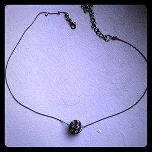 Black and white ball necklace