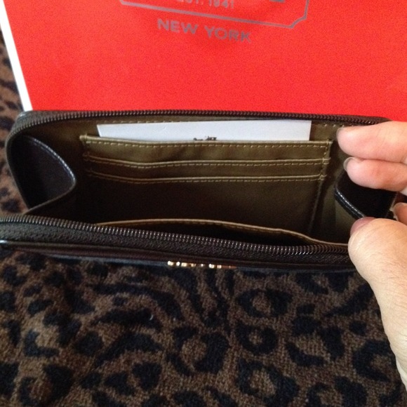 ❤️BUNDLED/TRADED@diannelloo❤️ - Picture 2 of 3