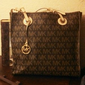 Michael Kors tote