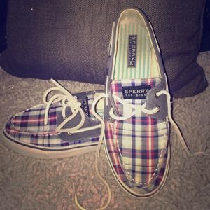 Plaid Sperry flat boat shoes