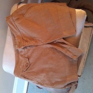 Khaki linen shorts