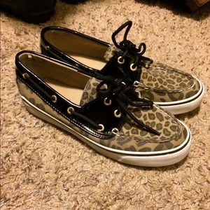 Cheetah print Sperry's - HOLD
