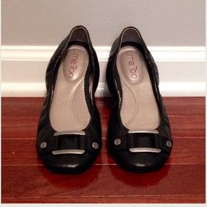 Make an offer :) Me Too Flats