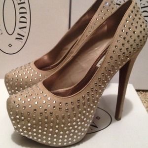 Steve Madden sparkle pumps