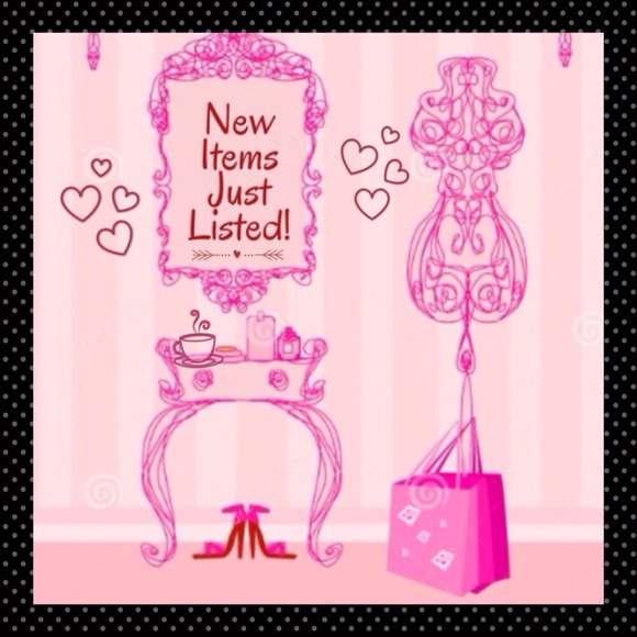 New Arrivals Now Available! 🛍 - Picture 2 of 3