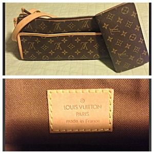 Louis Vuitton Purse & Clutch/Wallet