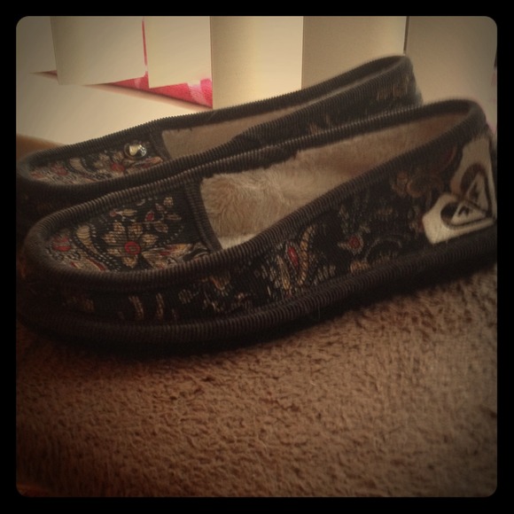 Roxy plush loafers 🎀