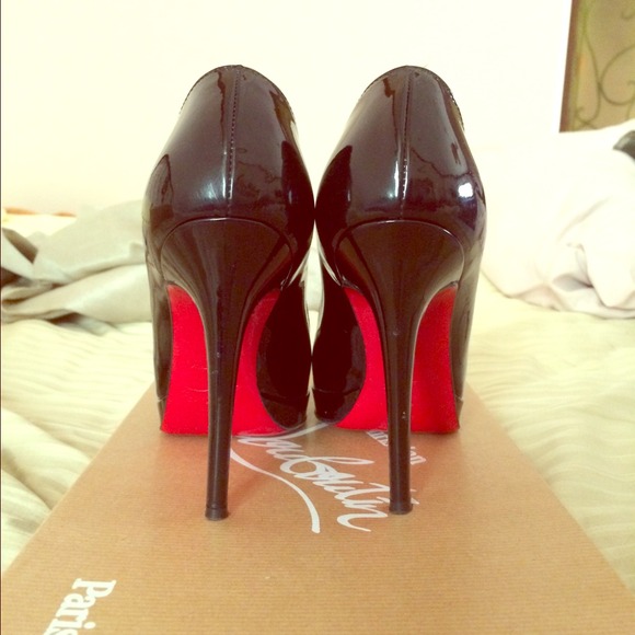 Authentic Christian Louboutin pumps
