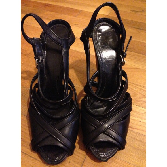 🚫BUNDLED🚫Givenchy Strappy Sandals - Picture 2 of 4