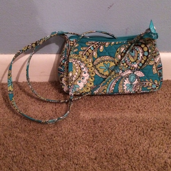 Vera Bradley Crossbody/Handbag.
