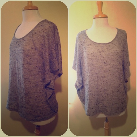 🚫Sold🚫Grey Top