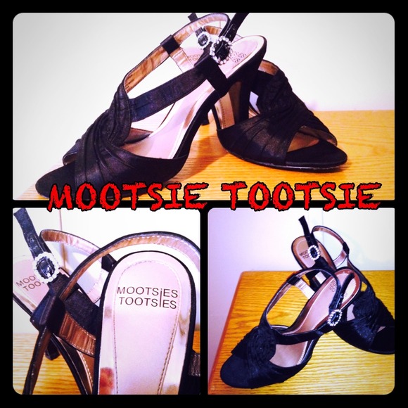 Mootsie Tootsie Shoes