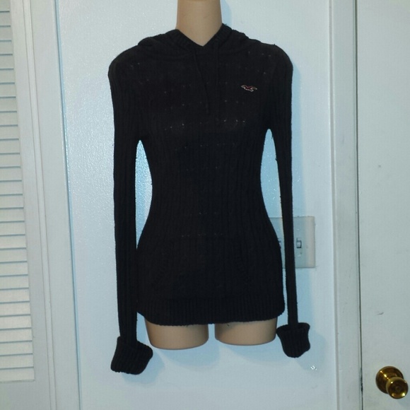 Hollister sweater