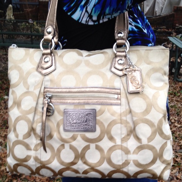 Coach Large Poppy Tote
