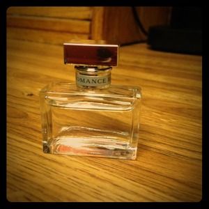 💢HOLD💢Ralph Lauren Romance mini perfume
