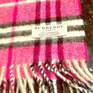 Burberry scarf *******RELISTED