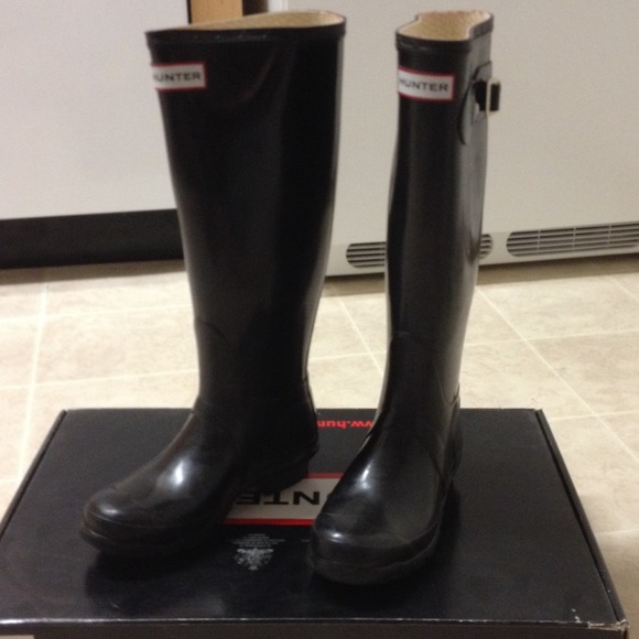 Black Hunter boots