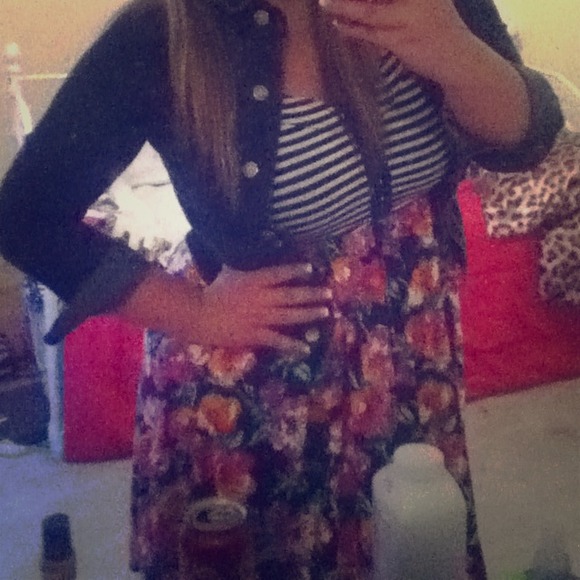 Super cute dress!