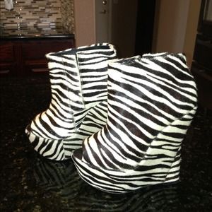 *Ashish* Platform Boots!