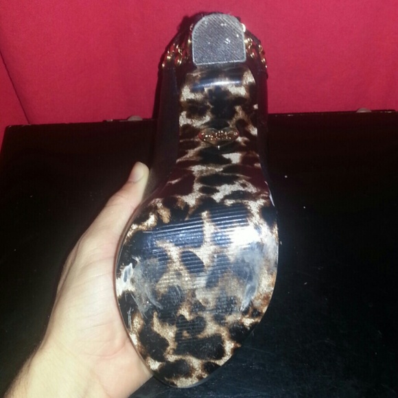 Betsey Johnson Heels 💥SALE 😍😍😍 - Picture 2 of 3