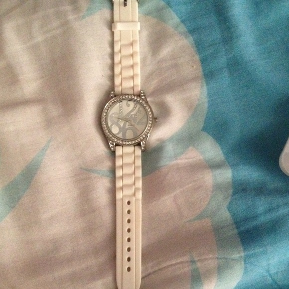 Watch - Picture 2 of 2